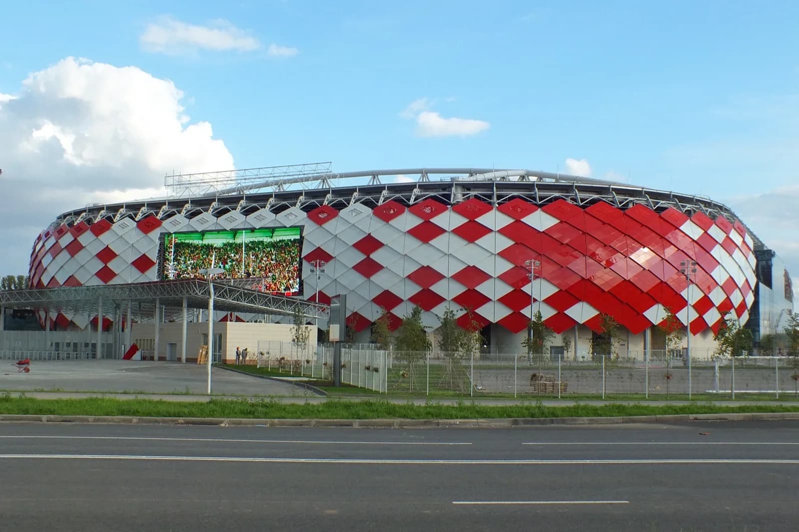Стадион «Спартак»